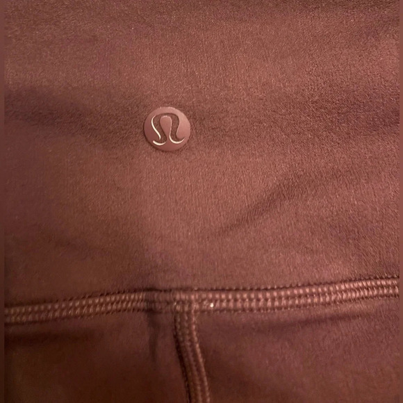 lululemon Reveal Crop (17”) Cut Out Sides Pocket Front Waist Seamless Dark Adobe - Picture 5 of 7